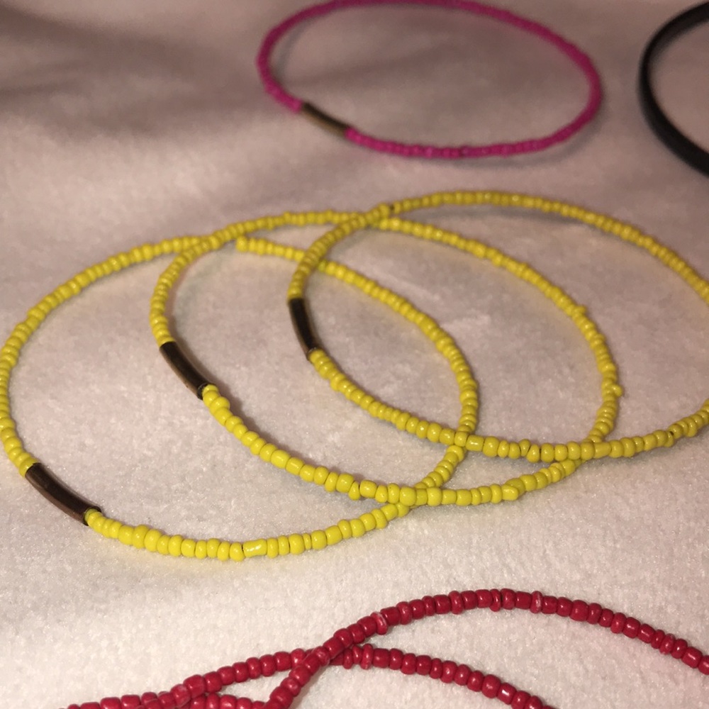 22 Stackable Bangles - Picture 9 of 14